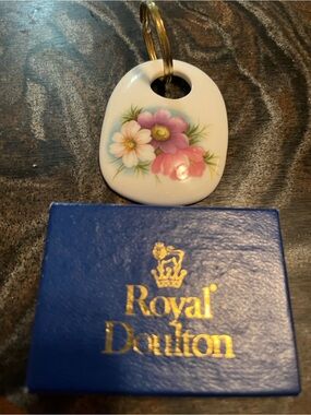 Royal Doulton White Ceramic Key Fob with Pink, Purple & Yellow Floral Motif